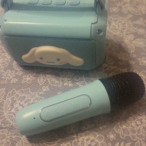 Cinnamonroll karaoke machine